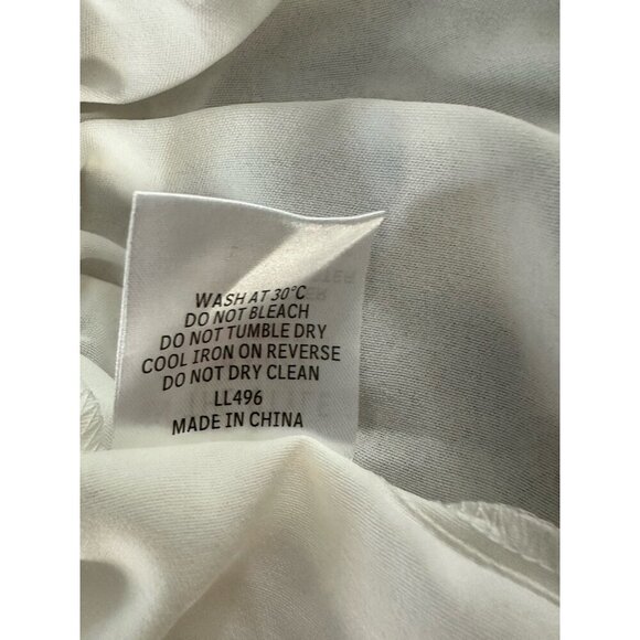 In The Style x Lorna Luxe ruffle trim blouse in white Size 20 New - Picture 11 of 16